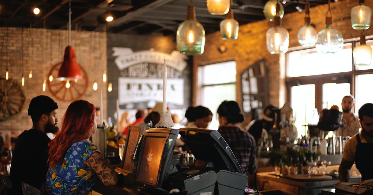 9 Inspirasi Desain Lampu Cafe Gantung Minimalis Berkelas