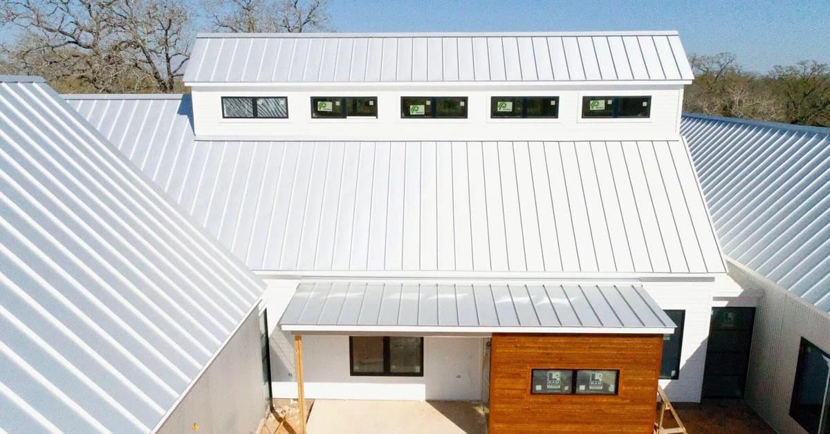 Atap Galvalum Adalah: Kelebihan, Kekurangan, Macam & Harganya!