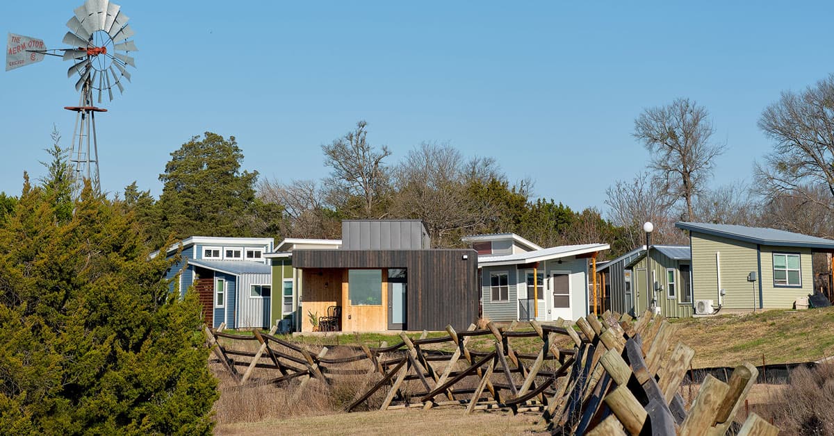 12 Inspirasi Desain Rumah Sederhana di Desa Minimalis dan Nyaman