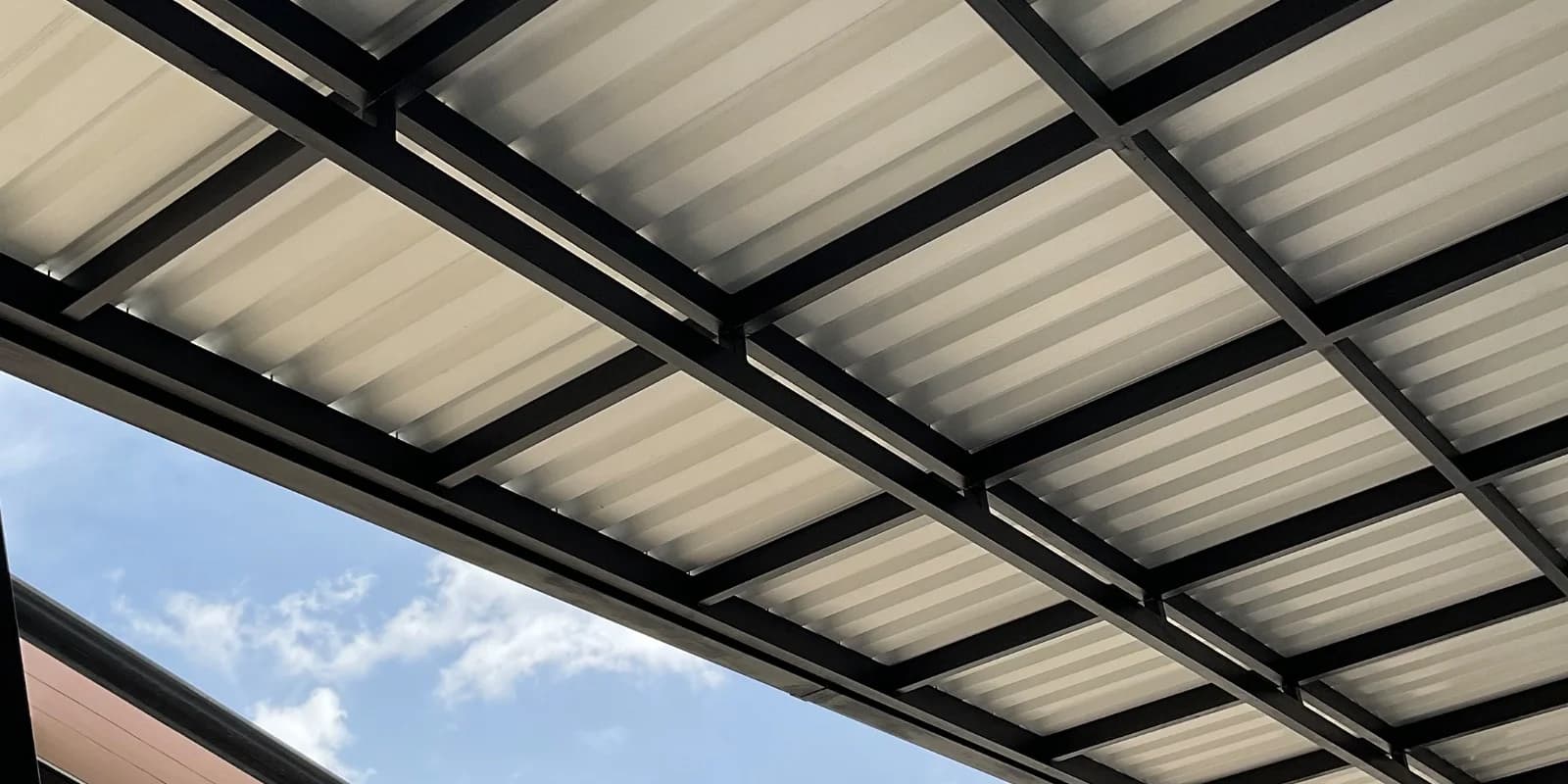 Alderon Double Layer: Solusi Atap Tahan Lama dan Efisien