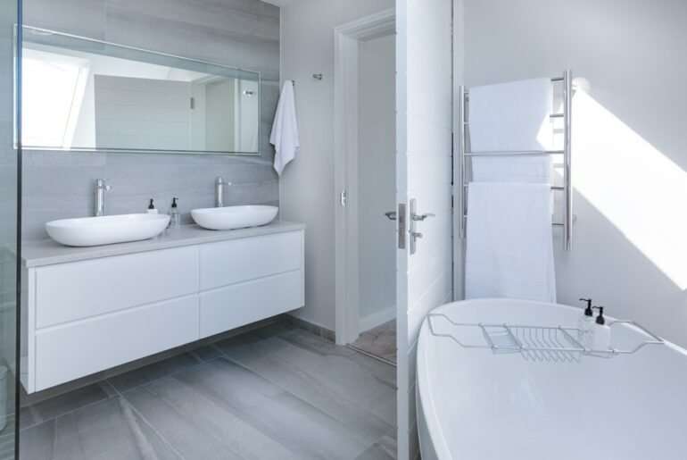 ukuran bathtub